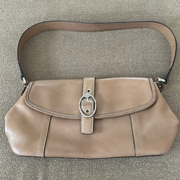 Fossil Handbags - VINTAGE FOSSIL 25082 GENUINE LEATHER BROWN SHOULDER BAG PURSE